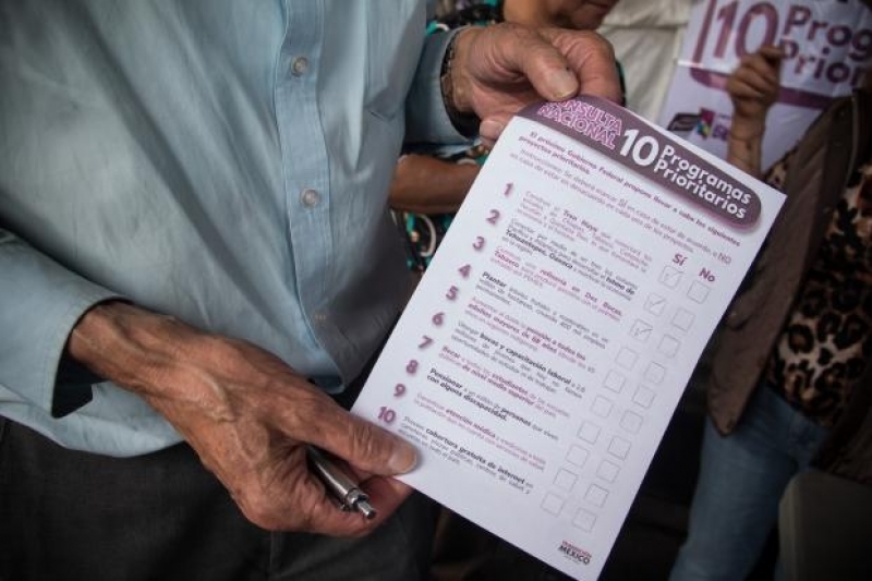 Más de 700 mil participan en la multiconsulta del tren maya