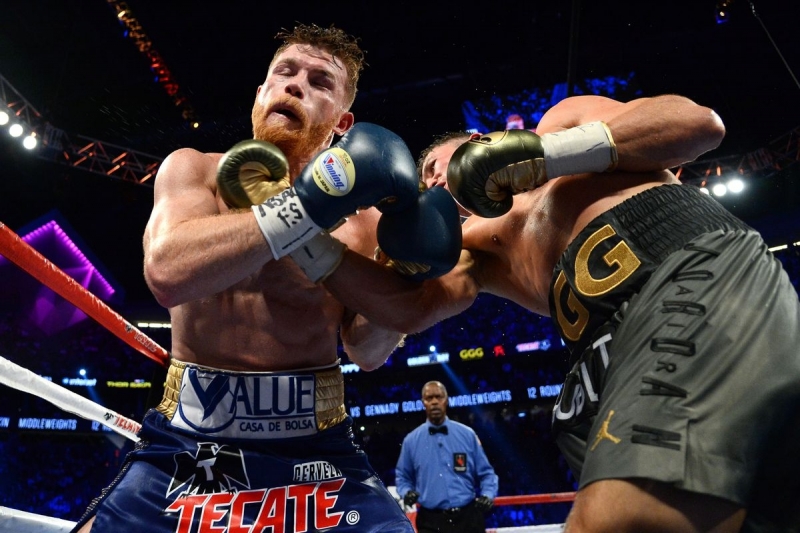 Canelo Álvarez roba la pelea a Golovkin