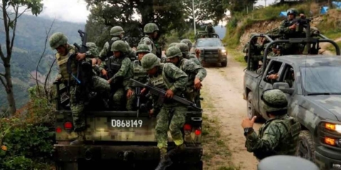 Enfrentamientos entre el Ejercito y narcotraficantes dejan saldo de 6 militares heridos en Michoacán