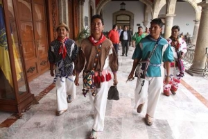Insurgencia wixárika toma Zona Norte de Jalisco, exigen infraestructura, programas sociales y educación.